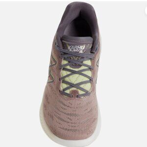 NEW KARHU Fusion  Performance Running Sneakers in beige/lime for women 7255j3